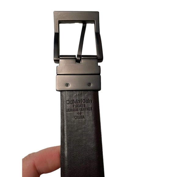 Calvin Klein Men's Reversible Black Brown Leather Belt Size 38-42 Swivel Buckle - Picture 7 of 7